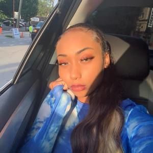 Meet your Posher, Chiara